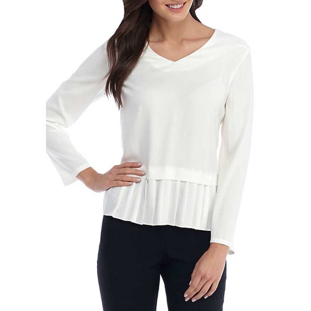 NWOT The Limited zip back pleat blouse